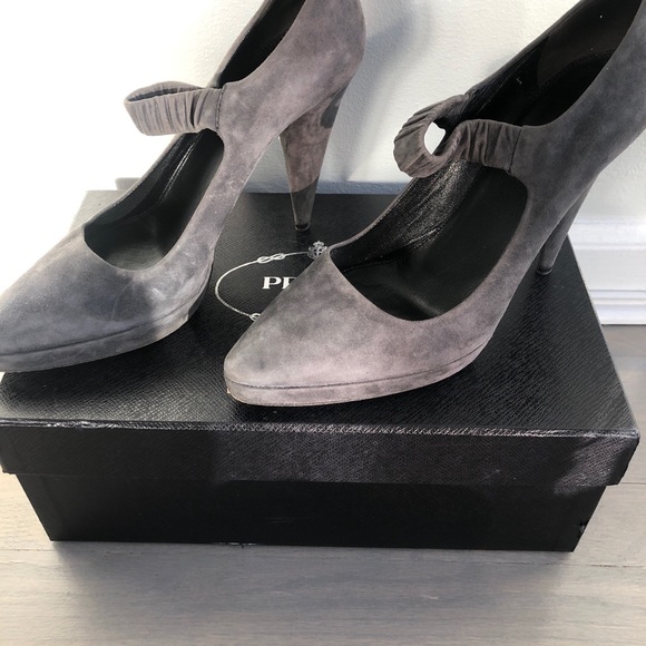 Prada suede pumps - Picture 2 of 6